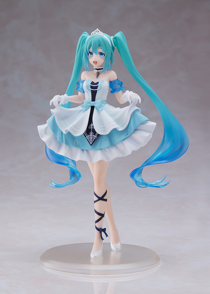Hatsune Miku Wonderland Figure ~ Cinderella~ Prize Figure | Ultra 